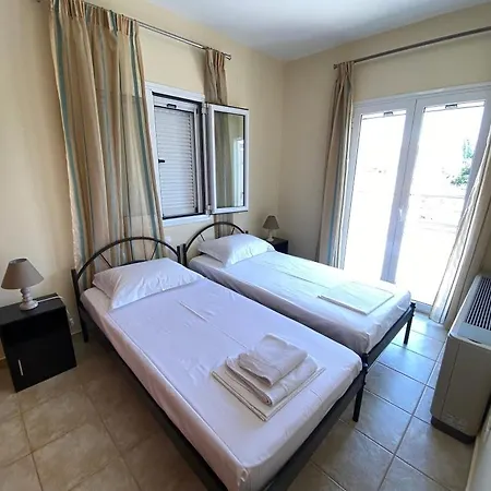 Villa Marita Lakithra
